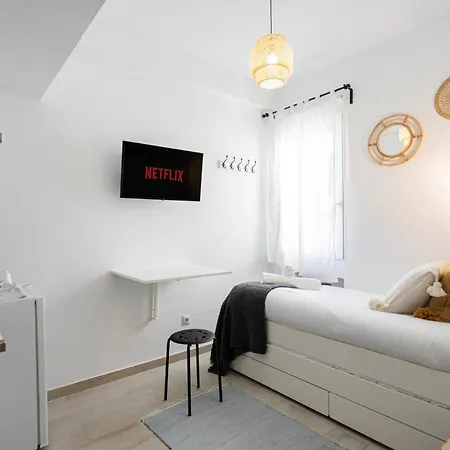Estudio Con Encanto En Fuencarral Madrid Exterior photo